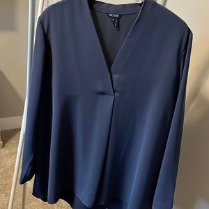 Professional blouse loke new.  Neutral grey v neck long sleeve.  Solid fabric